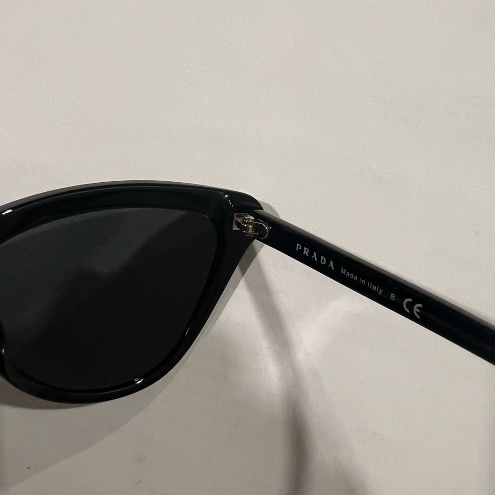 Prada Cat-Eye Sunglasses *NEVER WORN, BRAND NEW CONDITION* - Picture 4 of 6